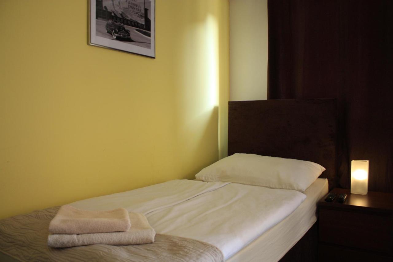 Hotel Premier Trnava Luaran gambar