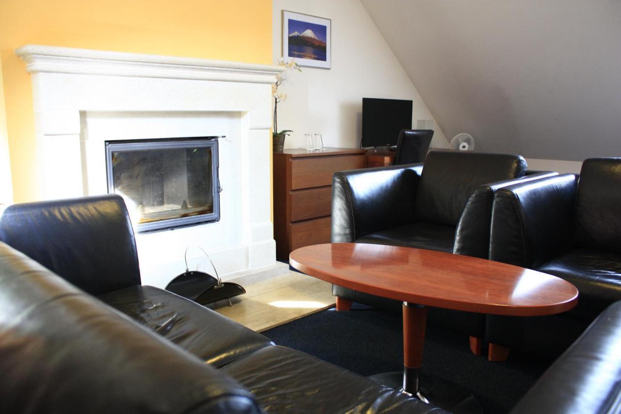 Hotel Premier Trnava Luaran gambar