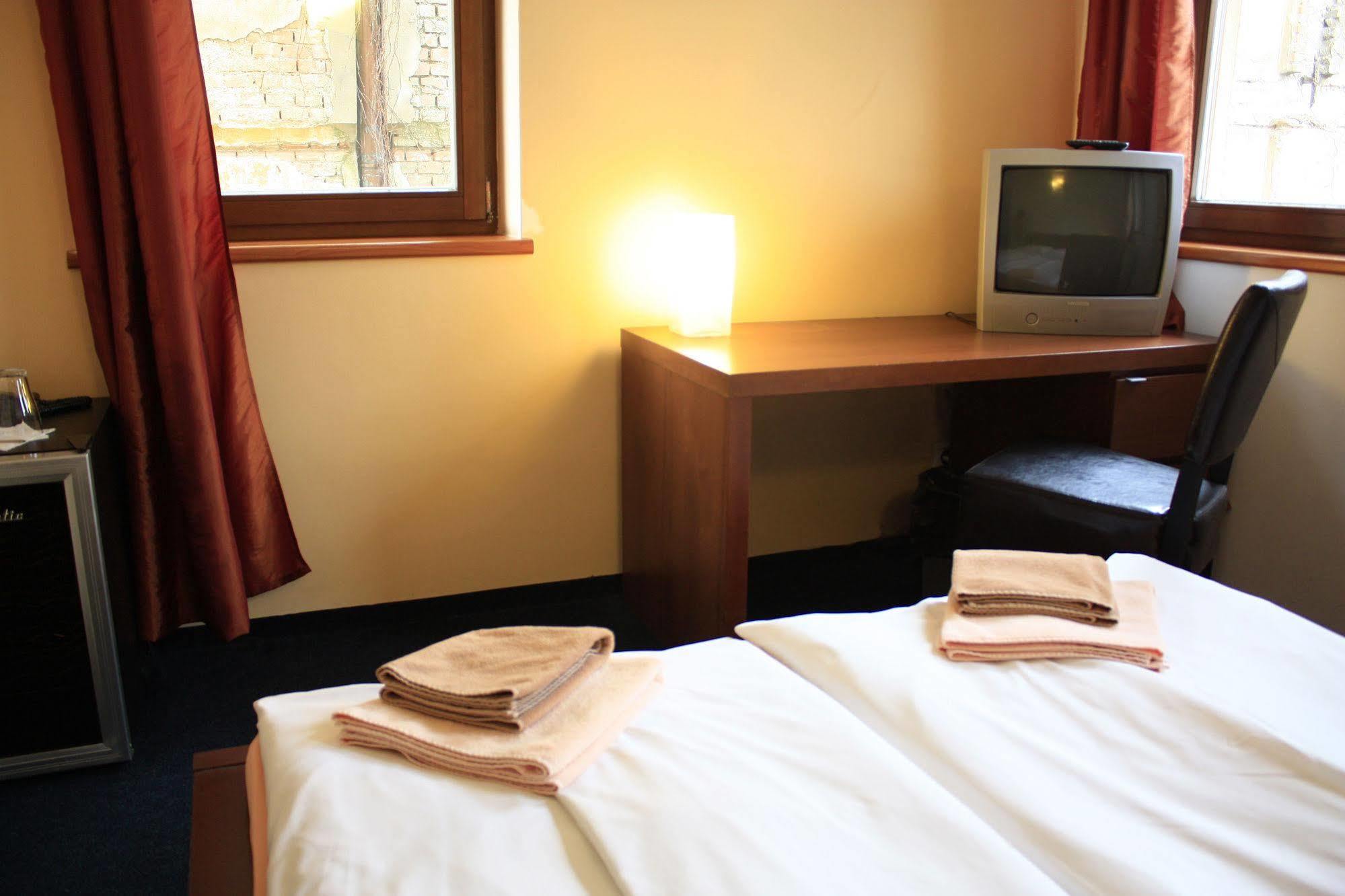 Hotel Premier Trnava Luaran gambar