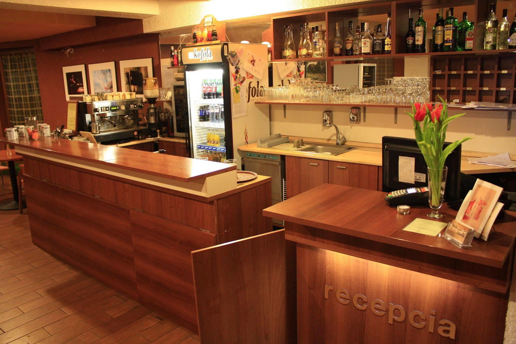 Hotel Premier Trnava Luaran gambar